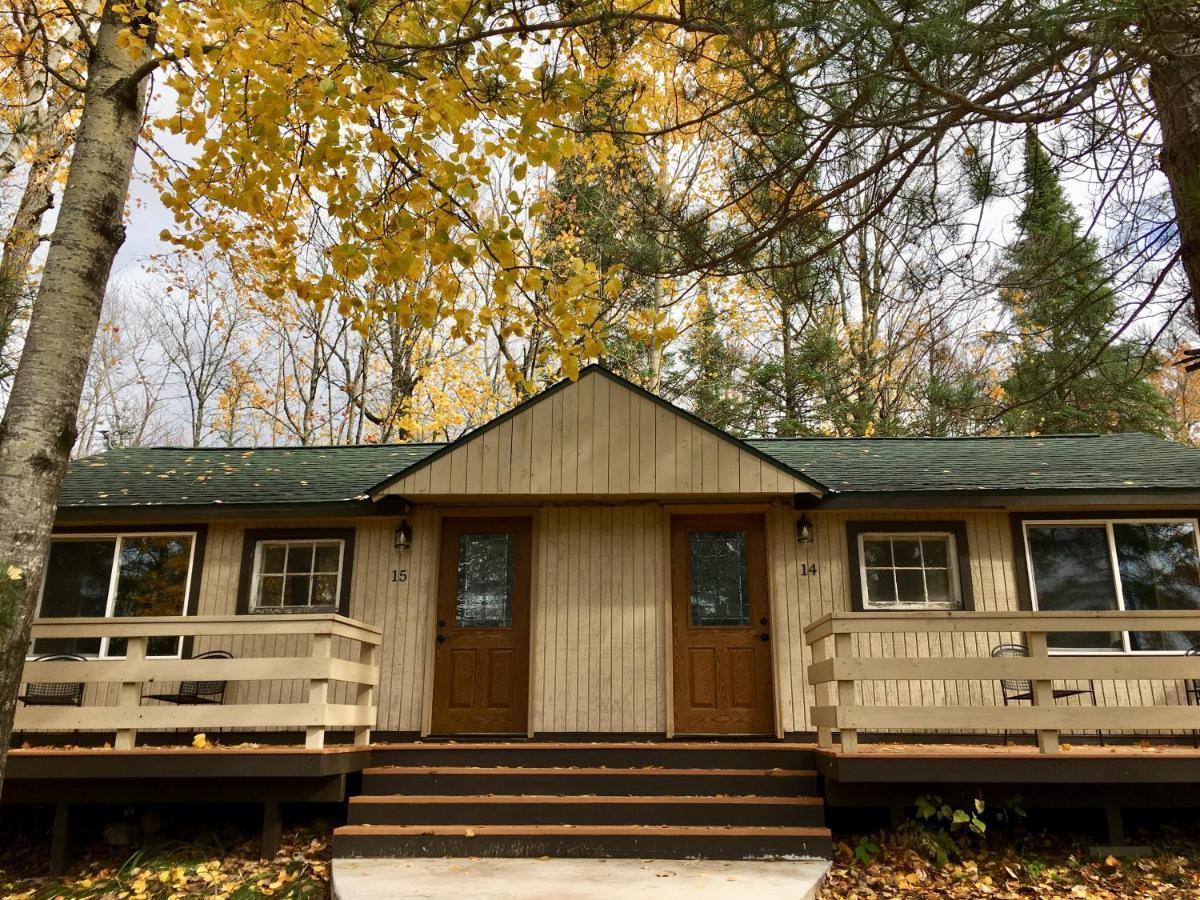 Hanging Horn Lakeside Resort Moose Lake Exterior foto