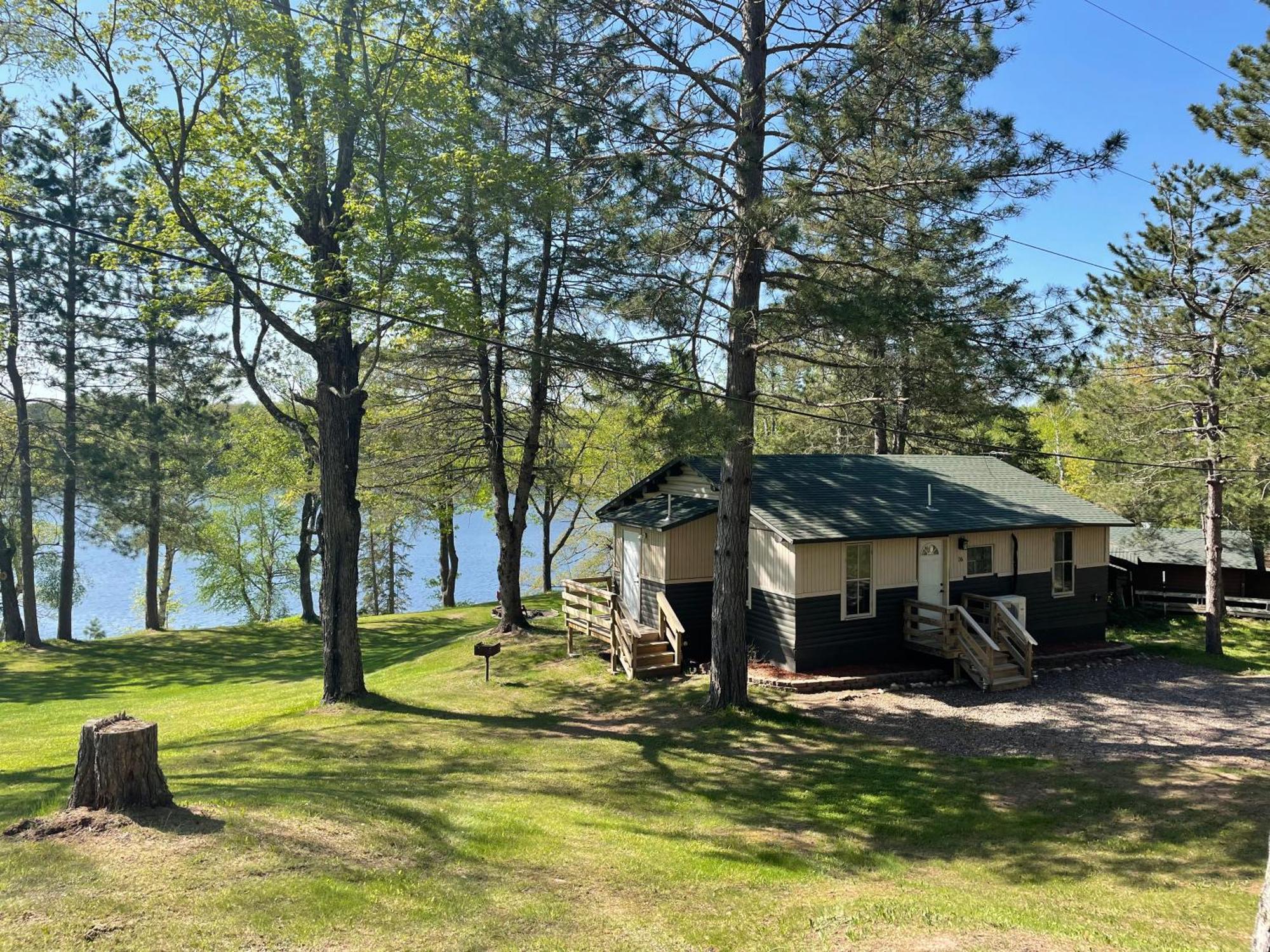 Hanging Horn Lakeside Resort Moose Lake Exterior foto